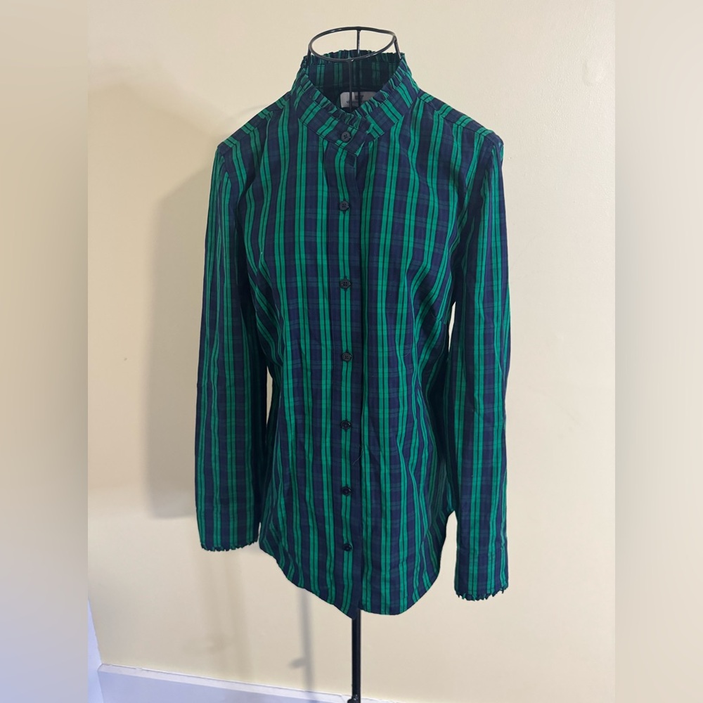 Vineyard Vines Tartan Plaid Ruffle Button Down in Navy and Green Size 6